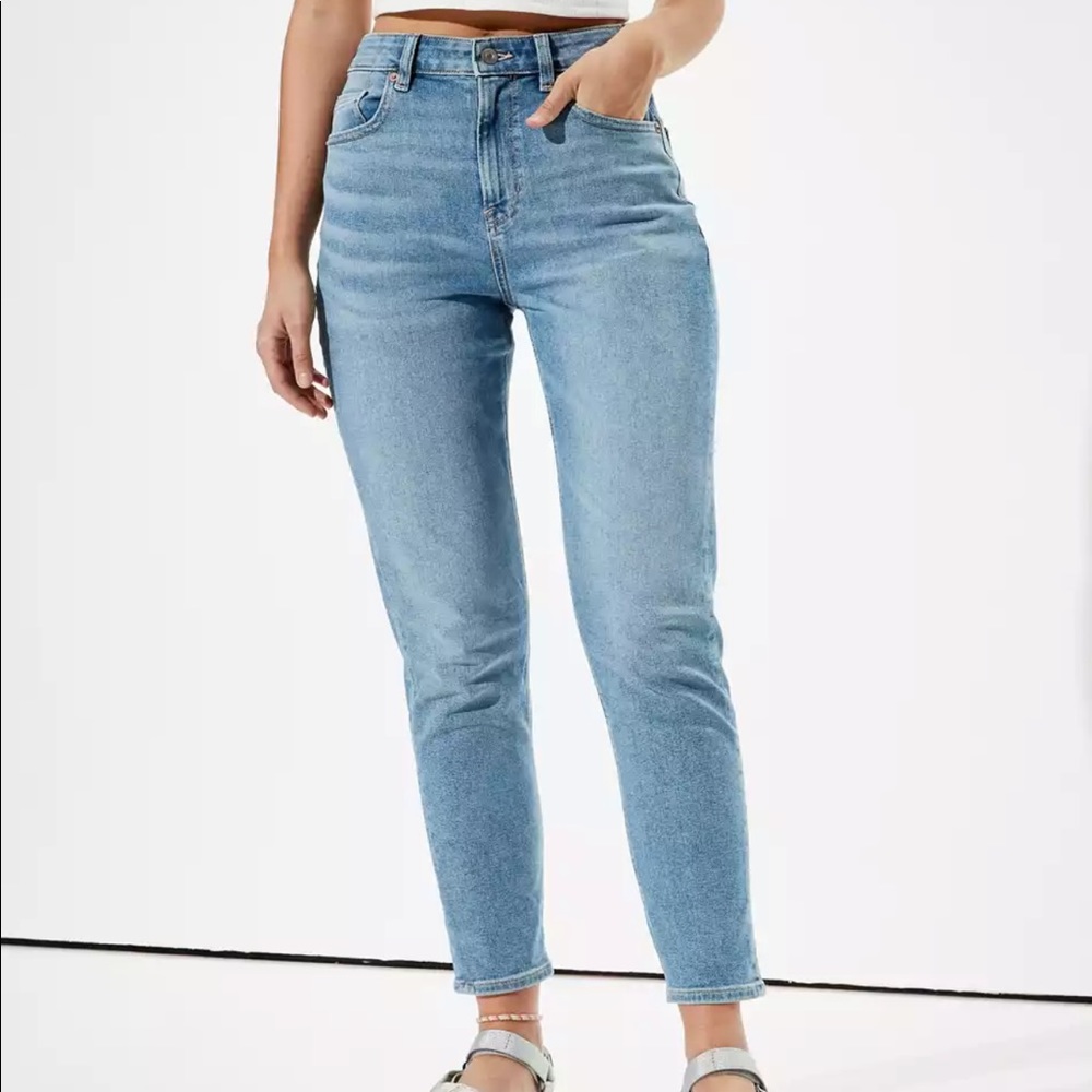 American Eagle Stretch Mom Jeans